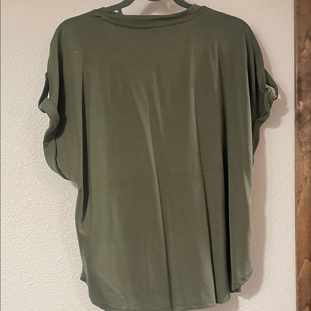 Zara Khaki V-Neck Short Sleeve Top - Picture 4 of 4